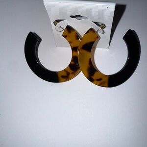Tortoise Shell and Black Hoop Earrings